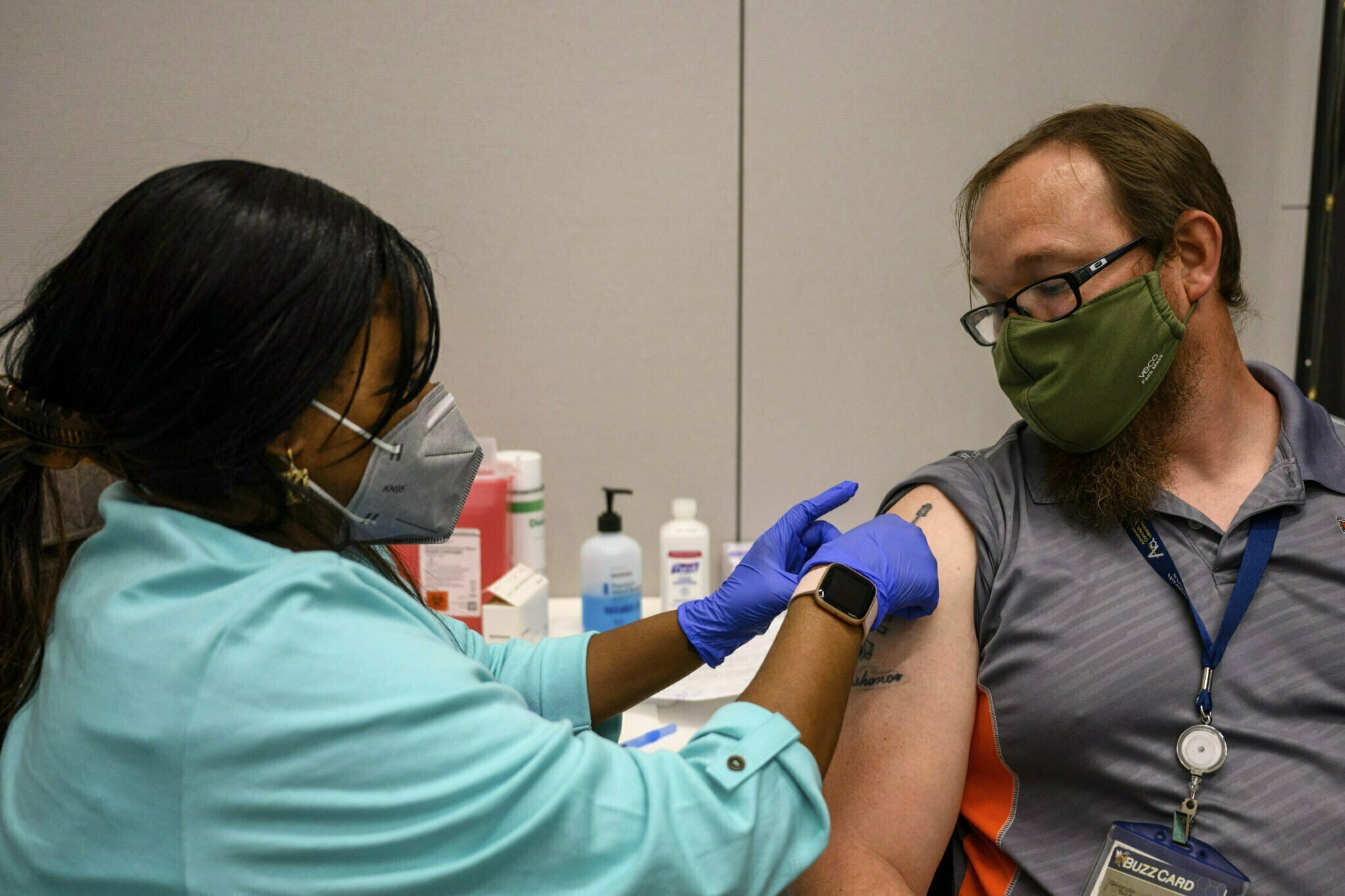 Vaccine mandates aren’t the only – or easiest – way for employers to compel workers to get their shots Vaccine mandates aren’t the only – or easiest – way for employers to compel workers to get their shots