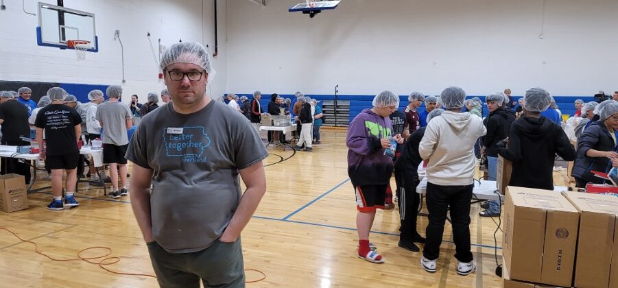 Perry eighth graders assemble 20,000 meals in annual drive Perry eighth graders assemble 20,000 meals in annual drive