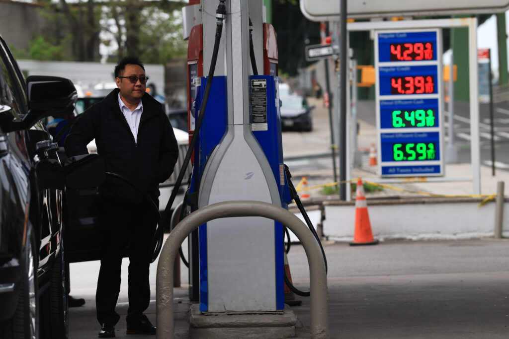 Gas prices jump again as Trump turns to new plan for Strait of Hormuz