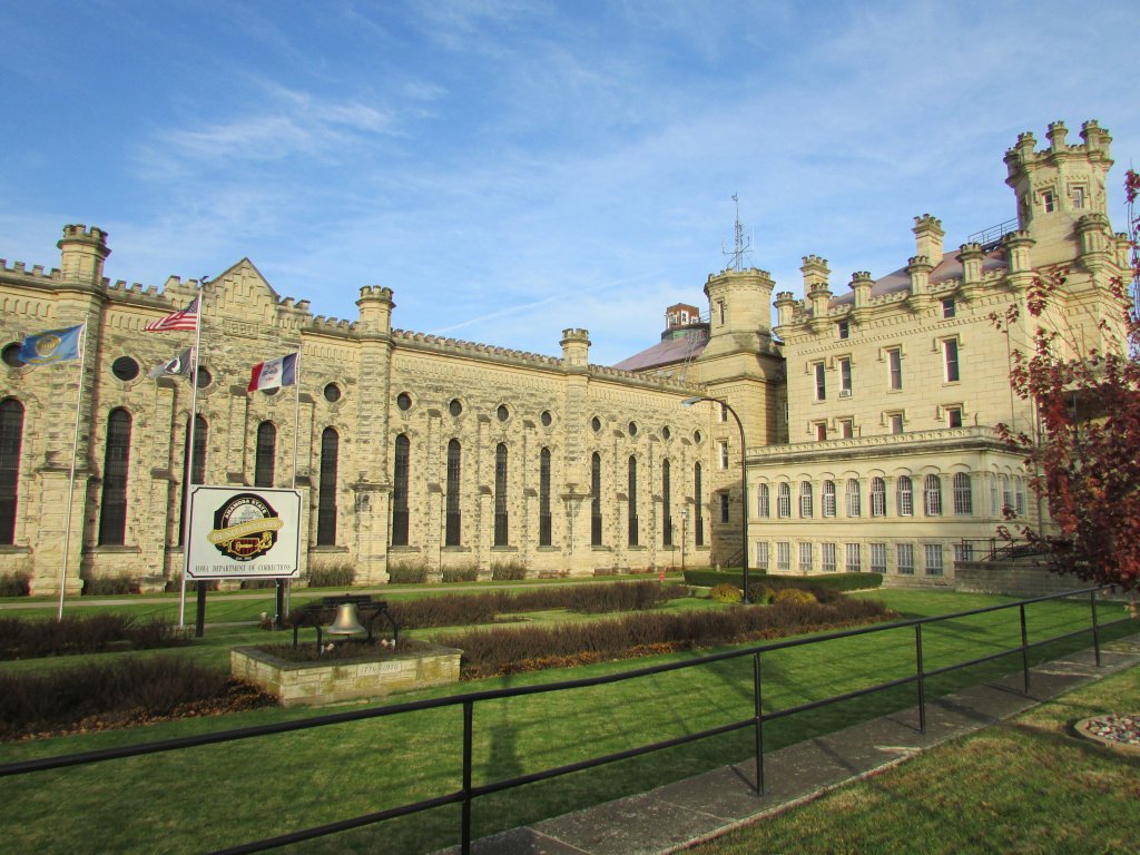 For 15 years, Iowa’s prisons have asked for air conditioning. This year something is different. For 15 years, Iowa’s prisons have asked for air conditioning. This year something is different.