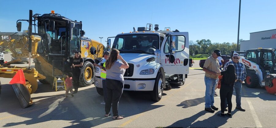 Perfect weather brings large crowd to 10th annual Perry Public Safety Day 2 Perfect weather brings large crowd to 10th annual Perry Public Safety Day 2
